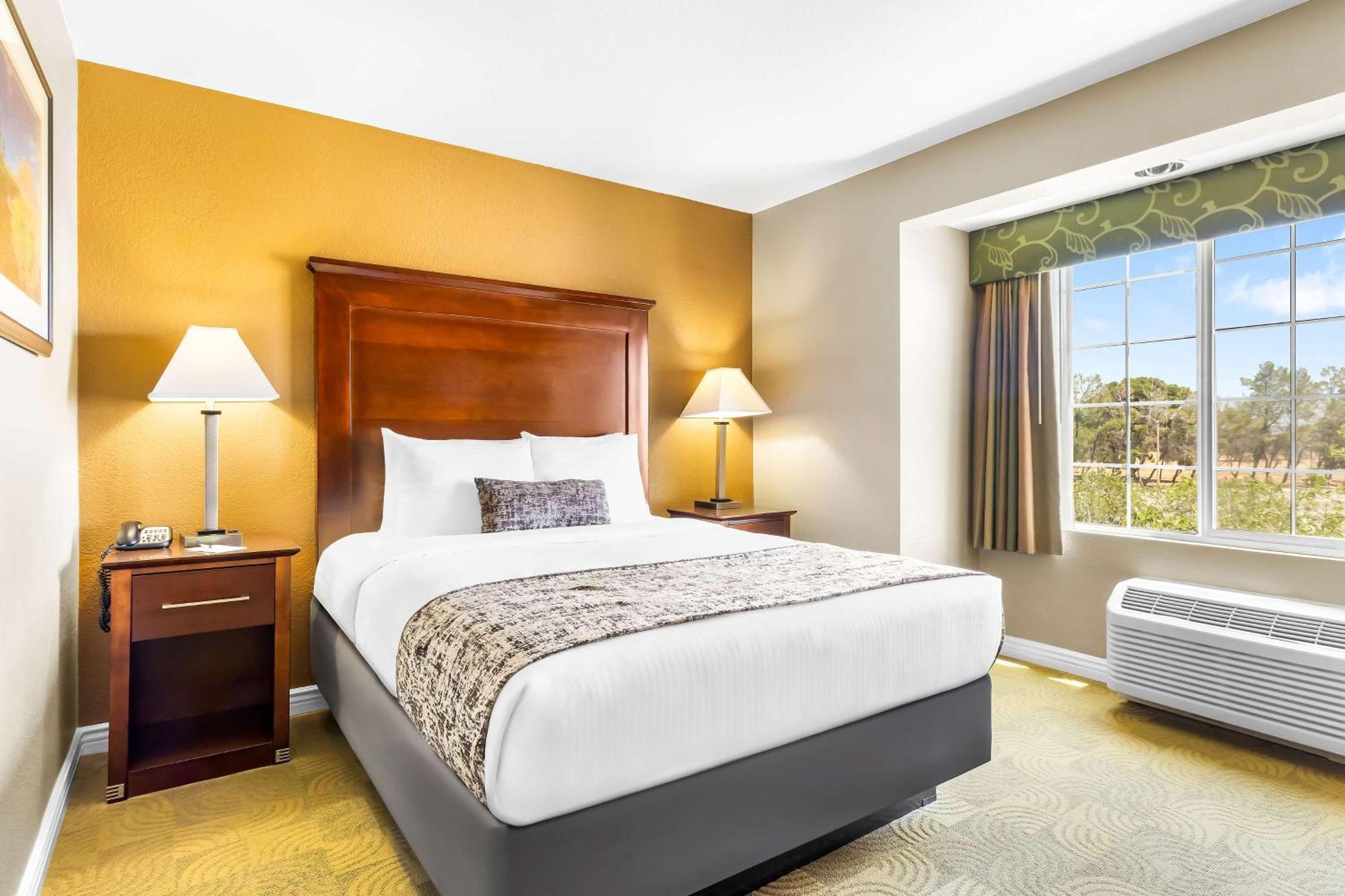 Best Western California City Inn & Suites Zewnętrze zdjęcie